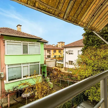Apartment Quiet Near The Center By Flat Mаnager